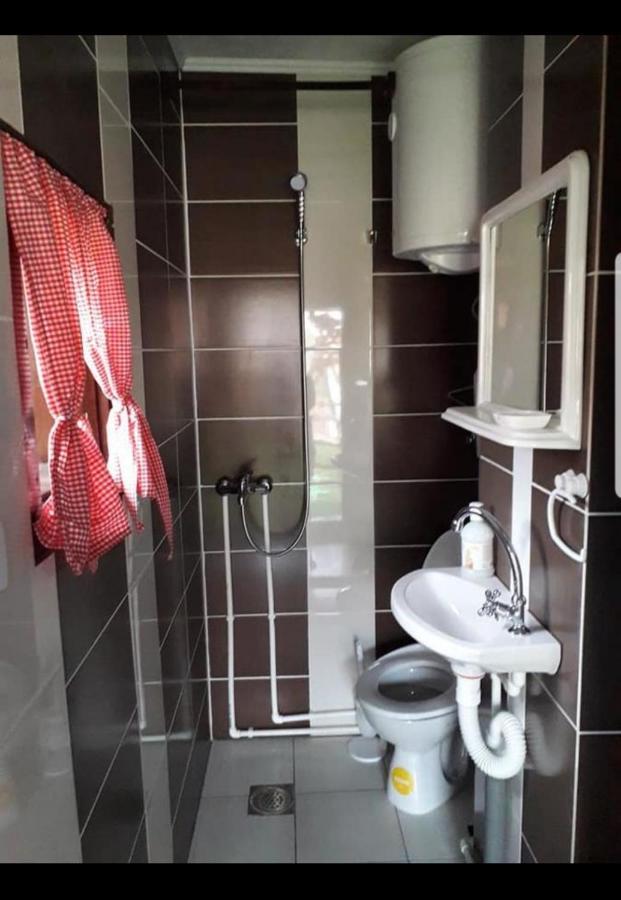 מוקרה גורה Apartment Sarganska Osmica מראה חיצוני תמונה