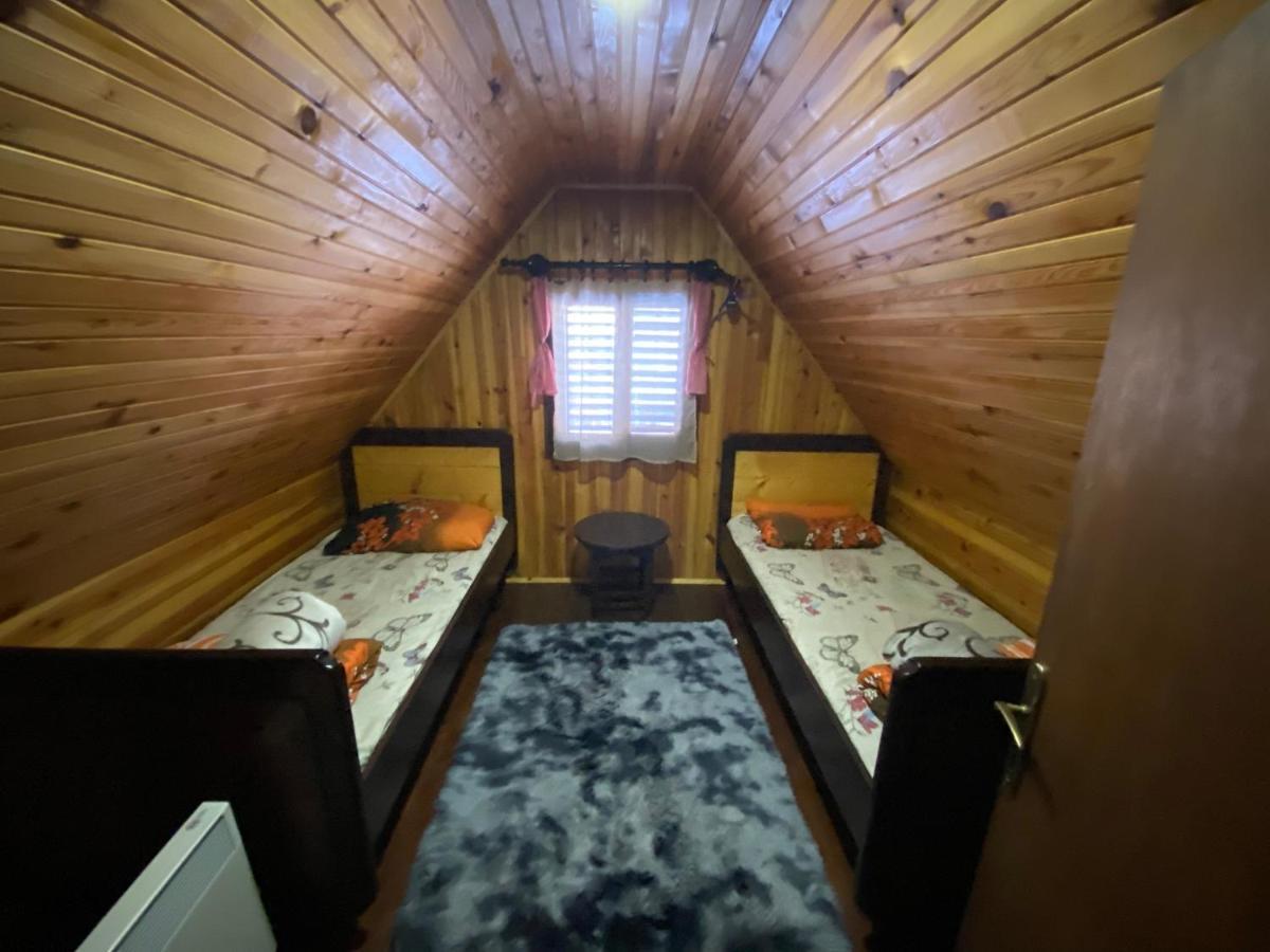 מוקרה גורה Apartment Sarganska Osmica מראה חיצוני תמונה