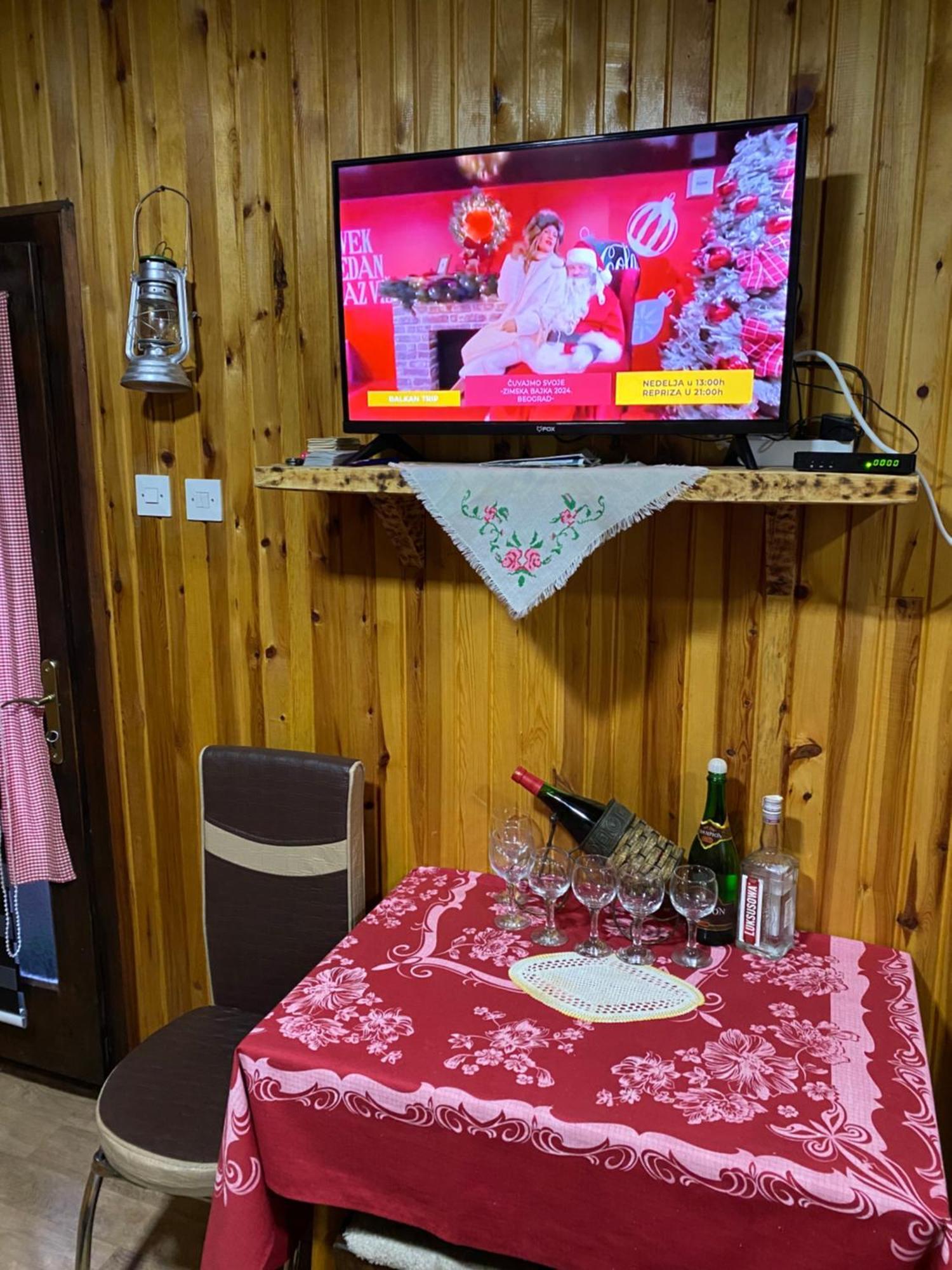 מוקרה גורה Apartment Sarganska Osmica מראה חיצוני תמונה